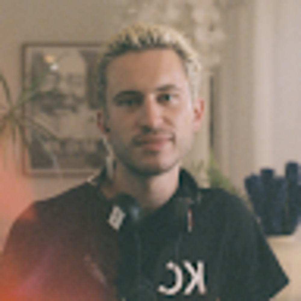 Meet your Posher, Alex